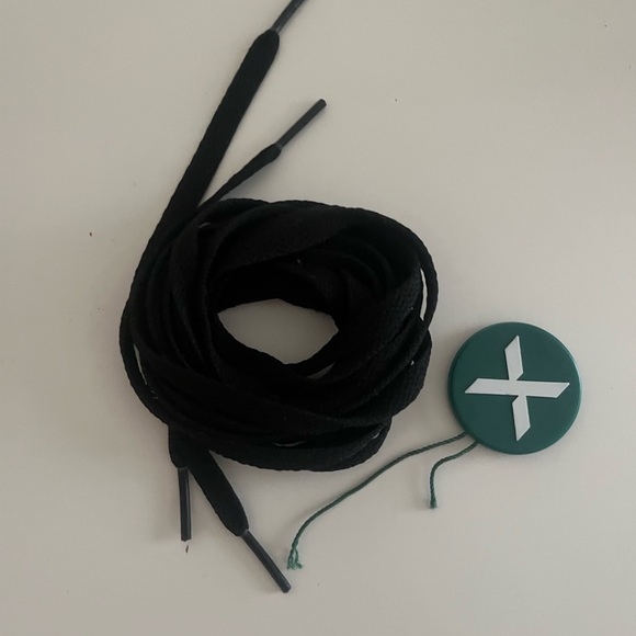 Air jordan 1 chicagoretro high og red sneakers+ black laces and verification tag - Picture 5 of 8